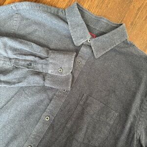 UNTUCKit Men's Navy Blue Long Sleeve Button Up Shirt X-Large 100% Cotton Preppy